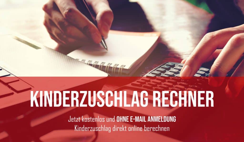 Taschenrechner mit Notizblock und Stift und Laptop